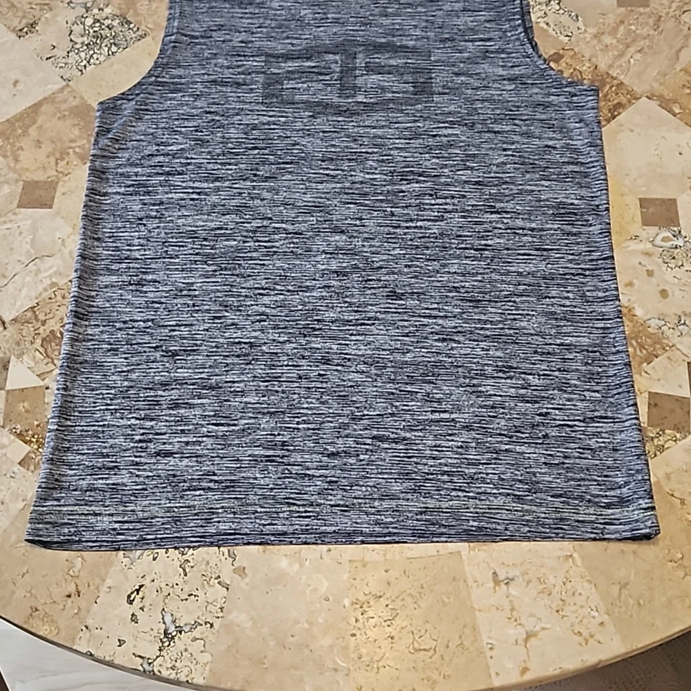 Tapout Shirt Sleeveless Muscle Tank Top Men's Size S / CH Tank Top Small SM Mens